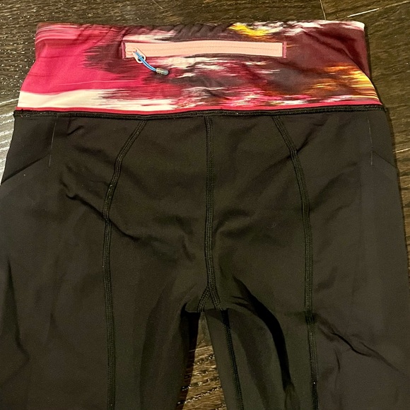Lululemon Pace Rival Cropped Leggings in Black & Wind Berry Rumble - Rare - Picture 6 of 16